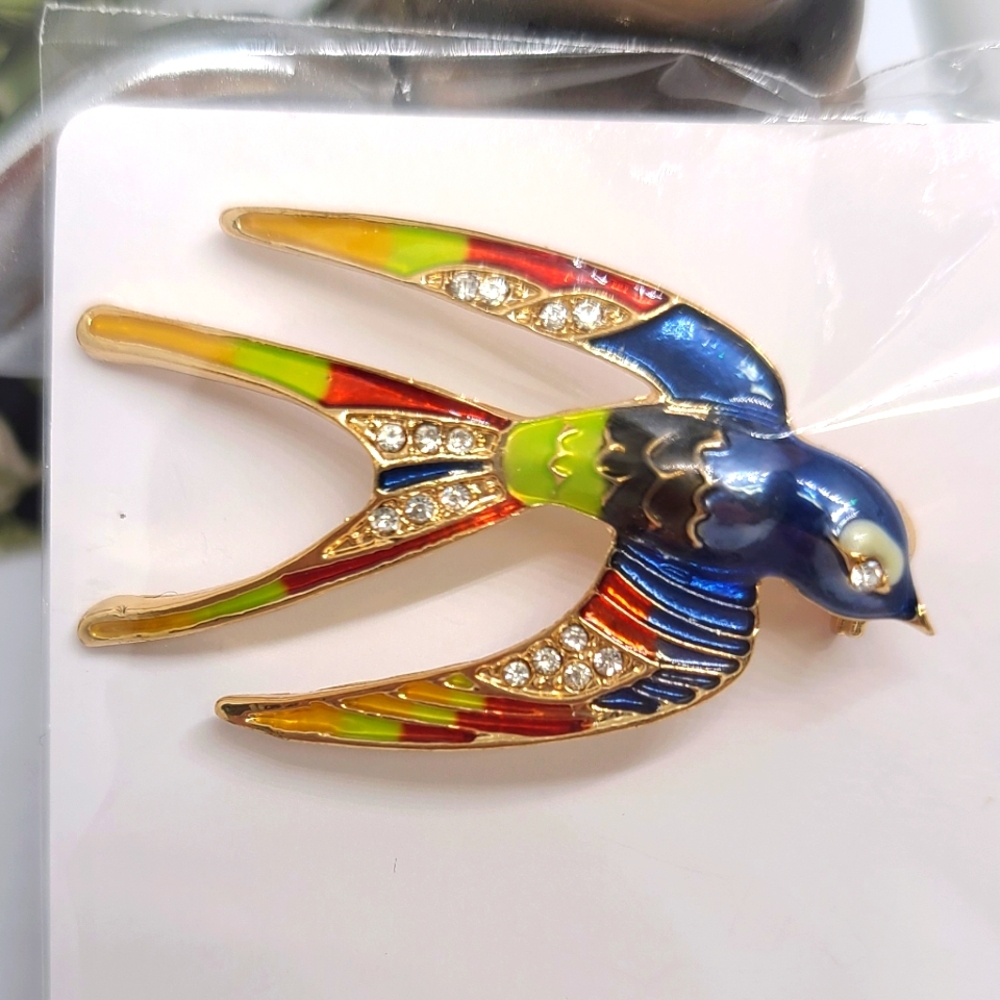 🆕️ Swallow Bird Brooch A1